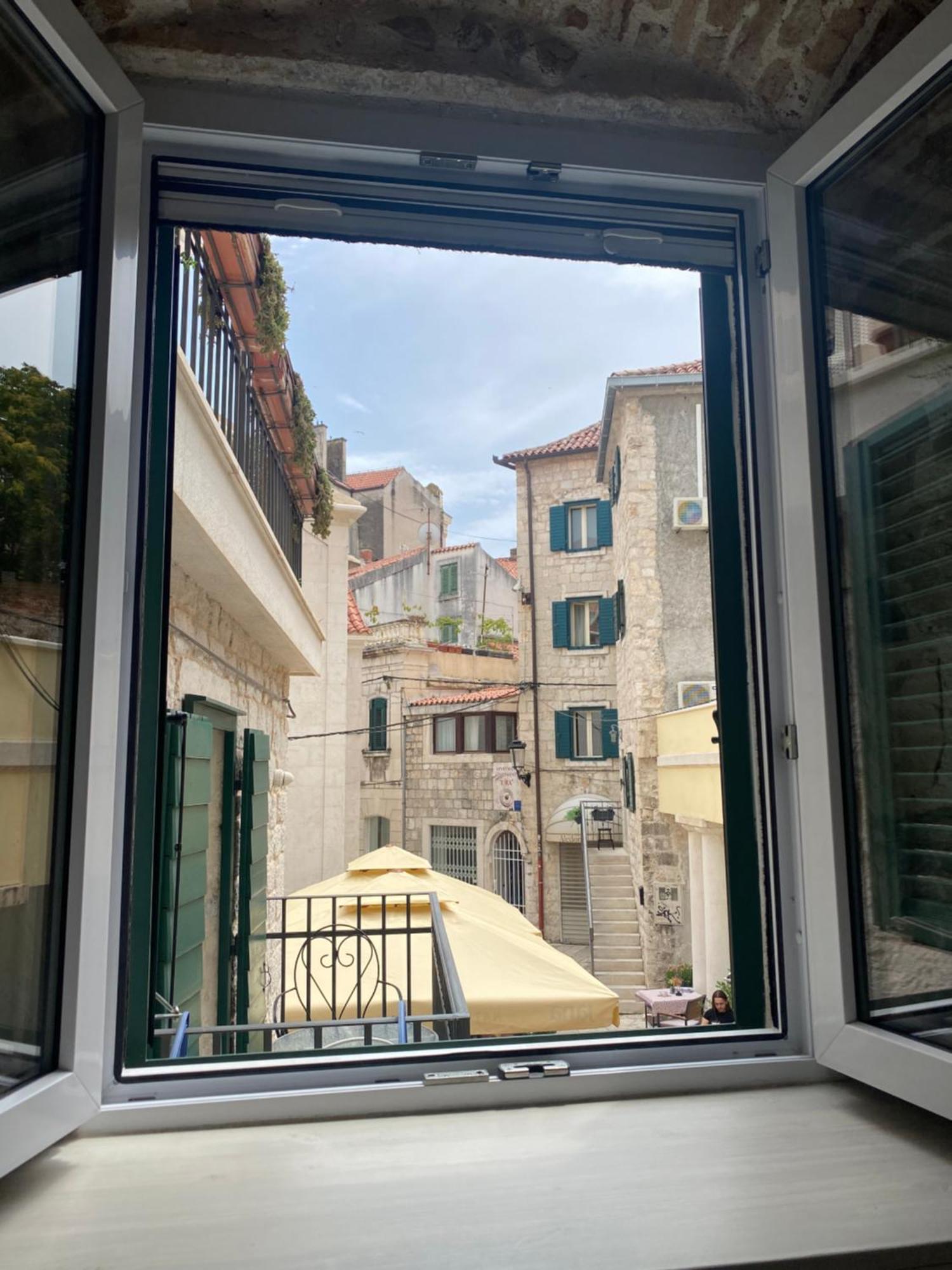 Room N&M - Diocletians Palace Split Buitenkant foto